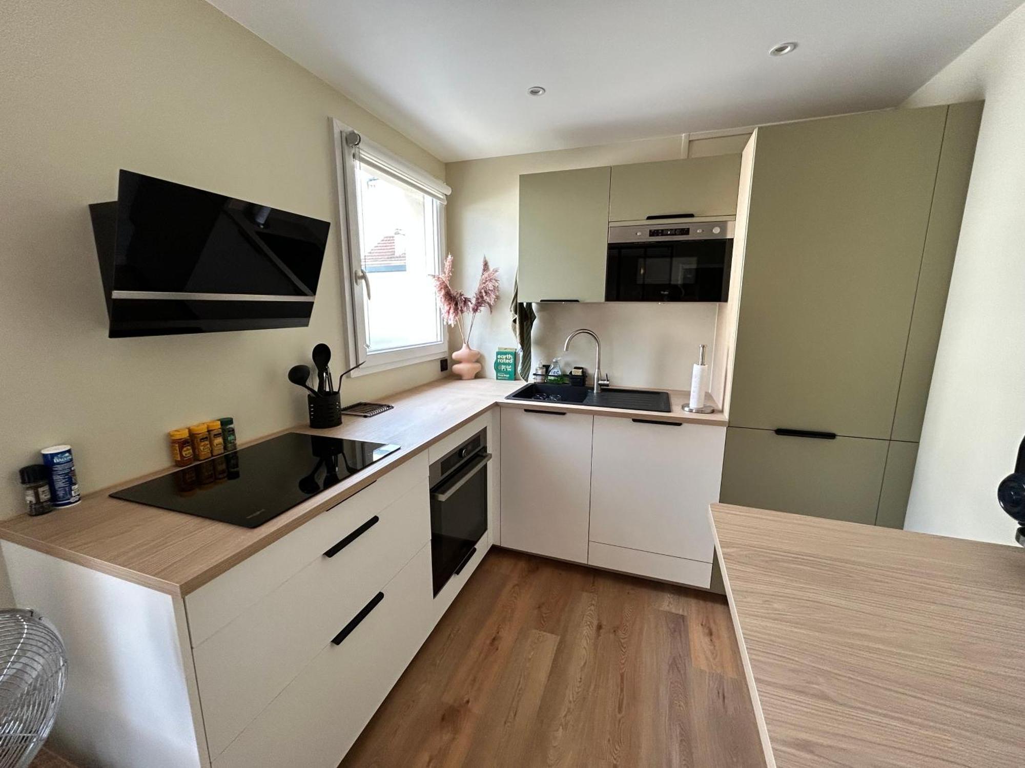 Sweet And Comfy In Hyper City Center With Netflix, Prime And Disney Plus Included Noisy-le-Grand Buitenkant foto